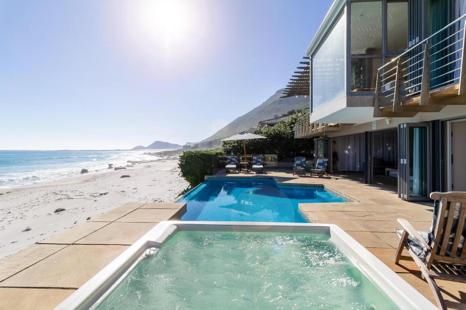 Villa Misty Cliffs Scarborough Exterior photo